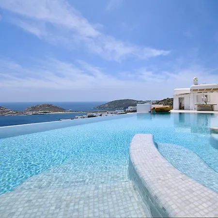 Lia Mykonos Kalafatis