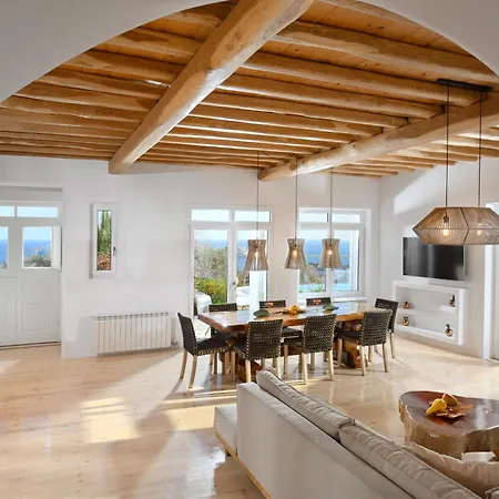 Lia Mykonos Villa *