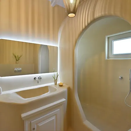 Lia Mykonos Villa *